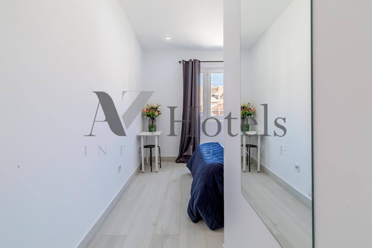 Ayz Silvela - Auto Check-In Property Malaga Exterior photo